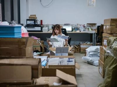 國內痛包第一人 18歲百萬收入，19歲購房的創業傳奇